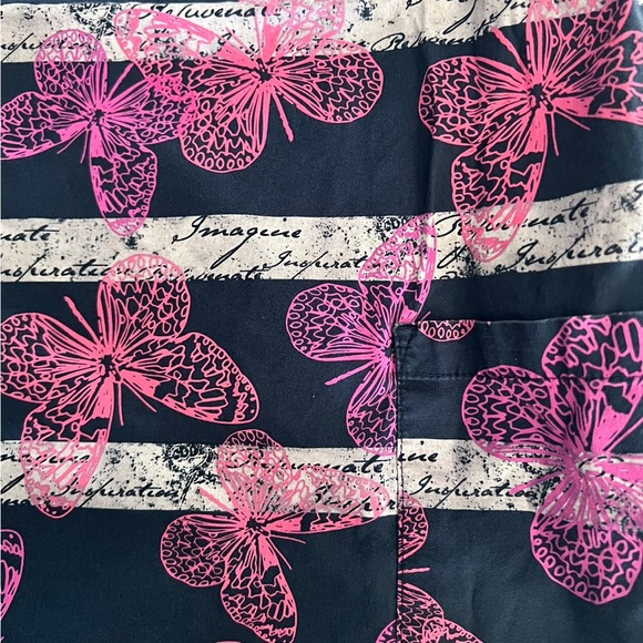 Women’s small Scrub Tops x 5 - Picture 10 of 15